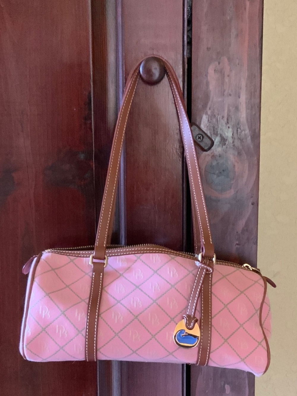 RARE VINTAGE DOONEY & BOURKE BARREL SHOULDER BAG Pink & Yellow Like New